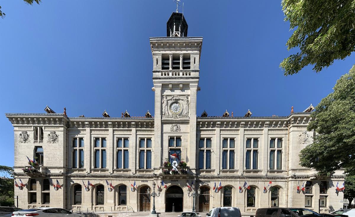 L'hôtel de ville de Valence et son beffroi