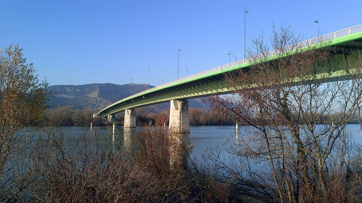Le Rhône à Valence au niveau du pont des Lônes