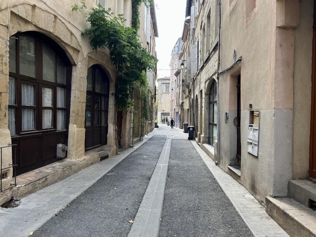 La rue Perollerie, ruelle du vieux Valence