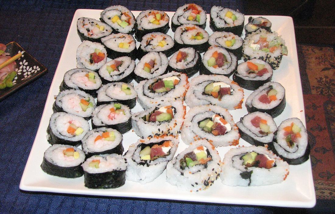 Plateau de makis et california rolls